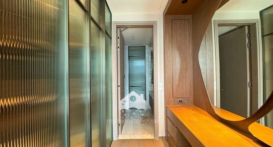 For rent 1 Beds condo in Pathum Wan, Bangkok