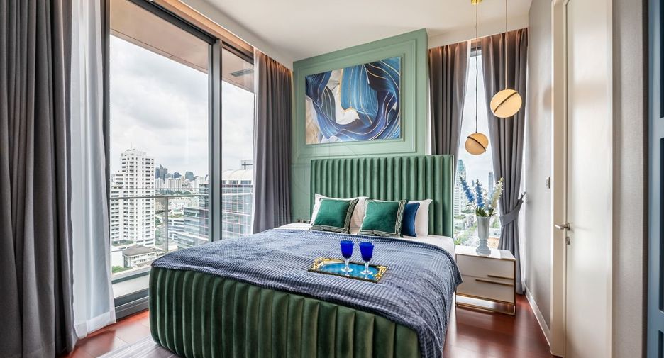 For sale 2 bedrooms condo in Watthana, Bangkok