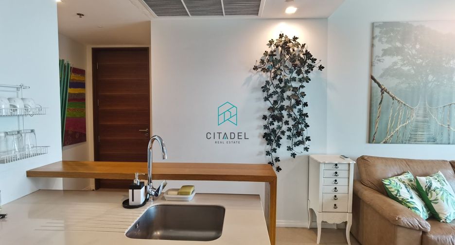 For rent 2 bedrooms condo in Sathon, Bangkok