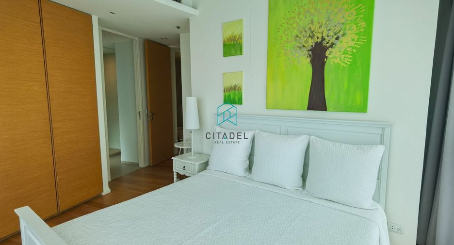 For rent 2 bedrooms condo in Sathon, Bangkok