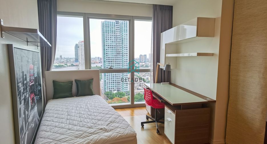 For rent 2 bedrooms condo in Sathon, Bangkok