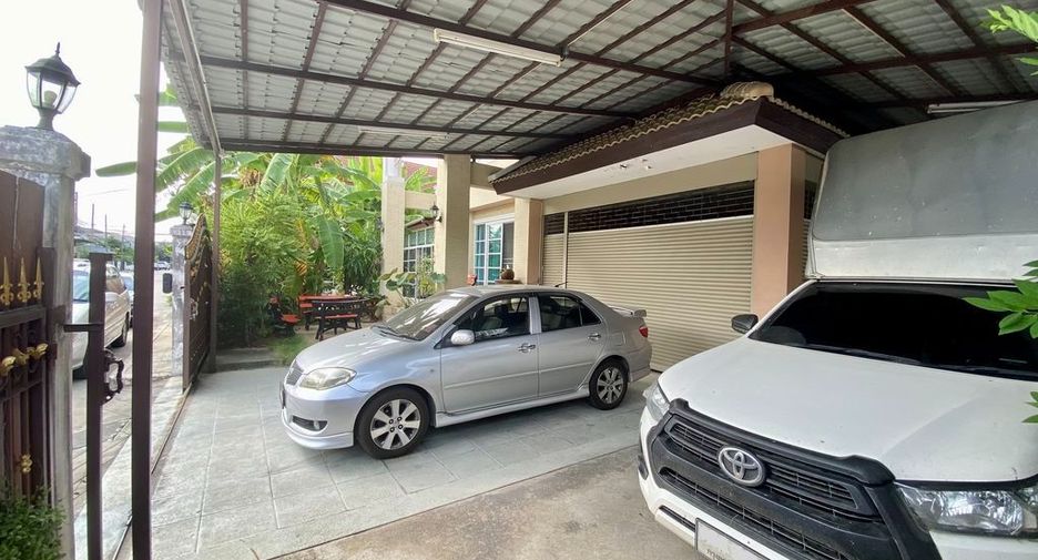 For rent 6 Beds house in Khlong Luang, Pathum Thani