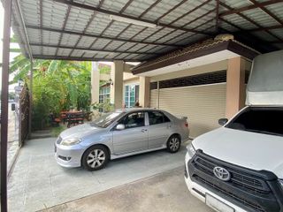 For rent 6 bed house in Khlong Luang, Pathum Thani