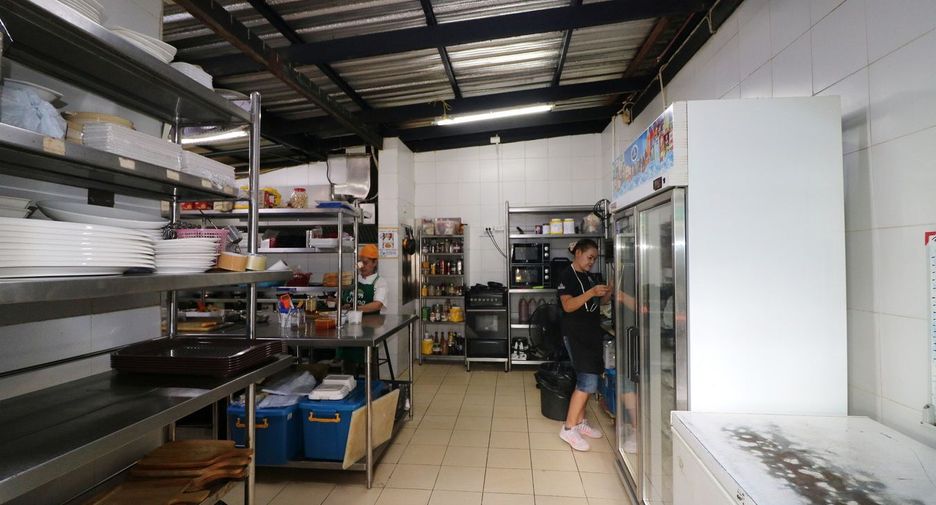 For sale 1 Beds retail Space in Mueang Udon Thani, Udon Thani
