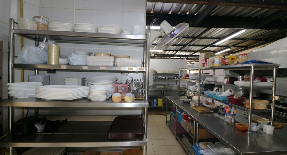 For sale 1 Beds retail Space in Mueang Udon Thani, Udon Thani