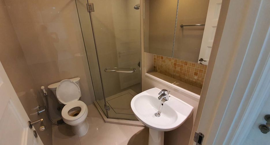 For rent and for sale 2 bedrooms condo in Khlong Toei, Bangkok