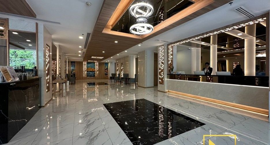 Apartamento con servicios en alquiler de 1 habitaciones en Khlong Toei, Bangkok