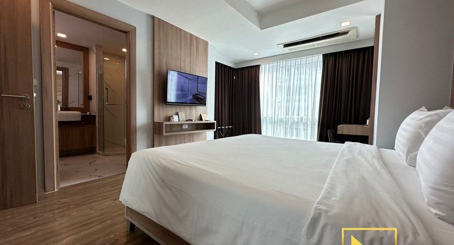 Apartamento con servicios en alquiler de 1 habitaciones en Khlong Toei, Bangkok