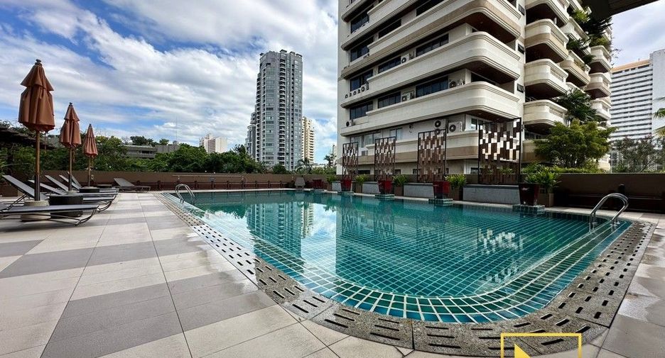 Apartamento con servicios en alquiler de 1 habitaciones en Khlong Toei, Bangkok