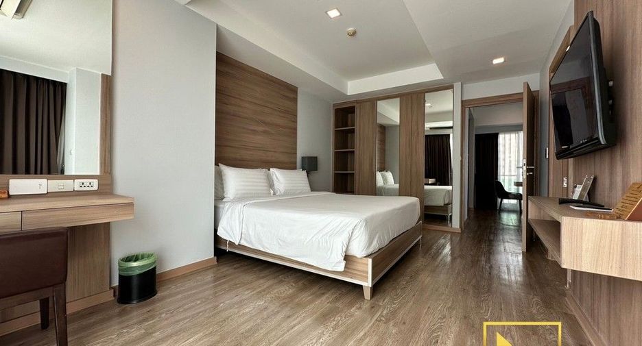 Apartamento con servicios en alquiler de 1 habitaciones en Khlong Toei, Bangkok