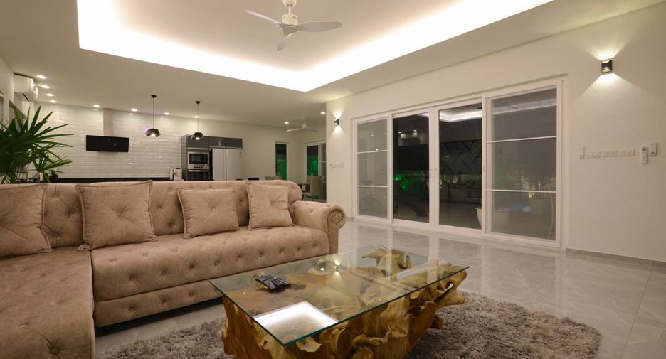 For rent and for sale 3 bedrooms house in East Pattaya, Pattaya