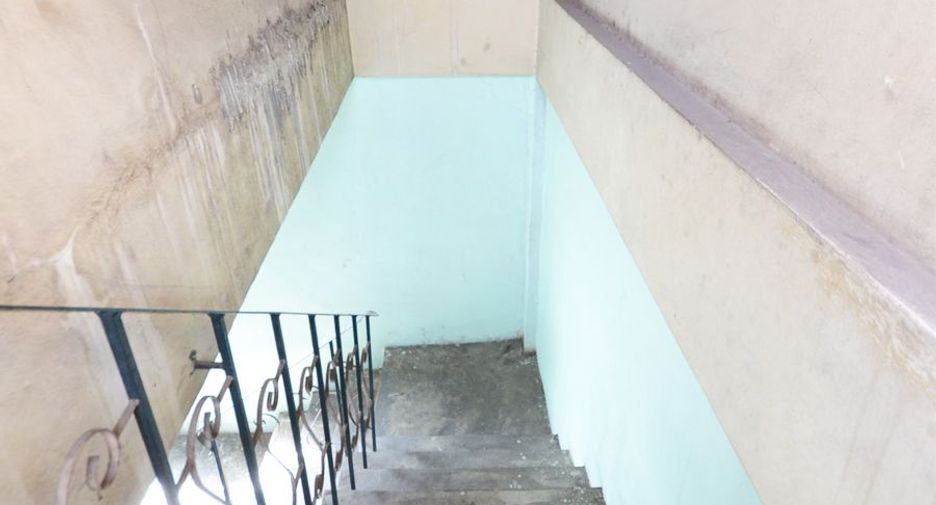 Local comercial en venta de 4 habitaciones en Bang Kruai, Nonthaburi