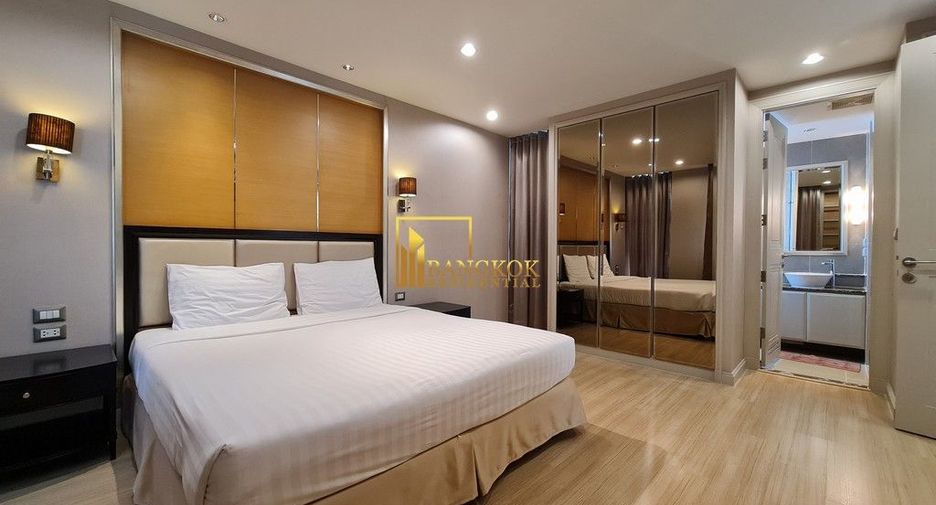 For rent 3 bedrooms serviced apartment in Khlong Toei, Bangkok