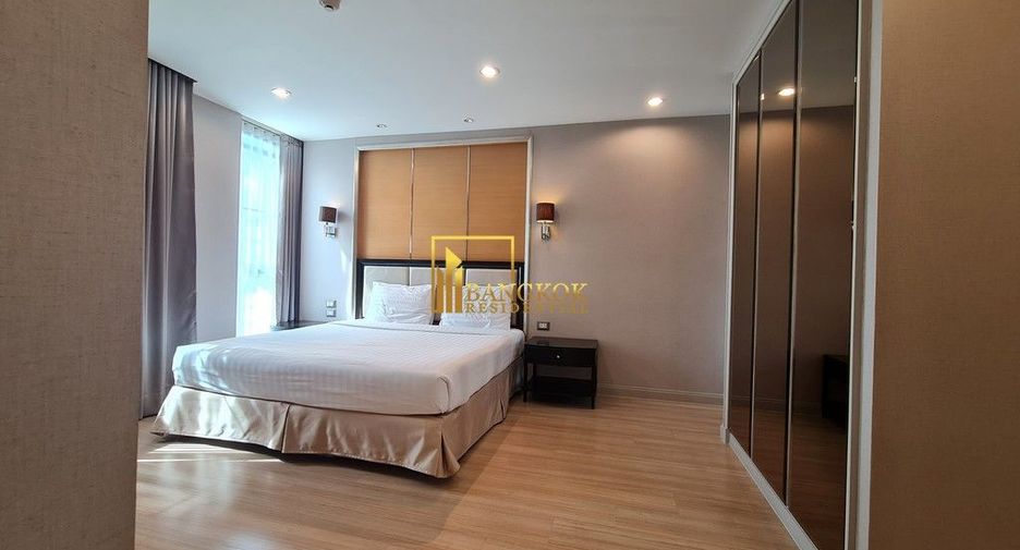 For rent 3 bedrooms serviced apartment in Khlong Toei, Bangkok