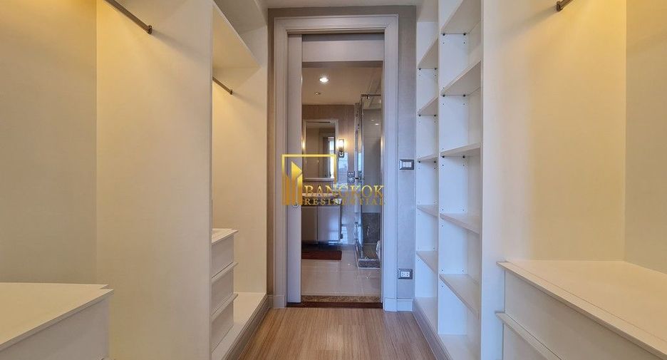For rent 3 bedrooms serviced apartment in Khlong Toei, Bangkok
