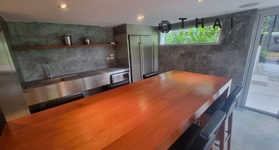 For sale 4 bedrooms villa in Thalang, Phuket