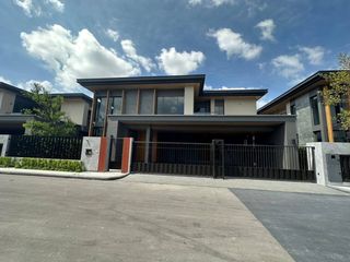 For rent 4 bed condo in Suan Luang, Bangkok