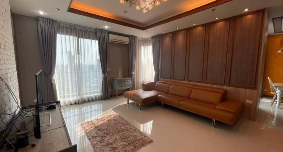 Condo en alquiler de 3 habitaciones en Watthana, Bangkok