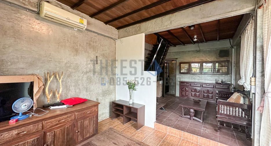 For rent and for sale 4 bedrooms house in San Kamphaeng, Chiang Mai