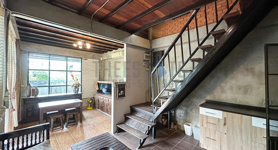 For rent and for sale 4 bedrooms house in San Kamphaeng, Chiang Mai