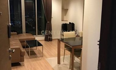 For sale 2 bed condo in Phaya Thai, Bangkok
