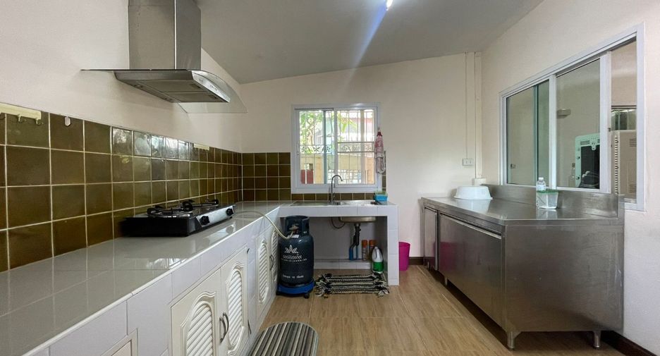 Haus zum Kauf mit 4 Zimmer in San Sai, Chiang Mai