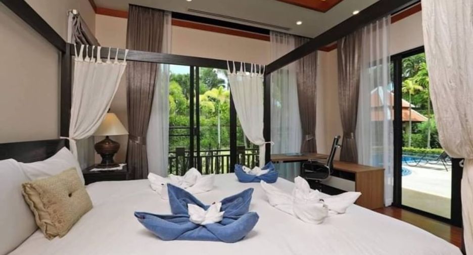 For sale 4 bedrooms villa in Mueang Phuket, Phuket