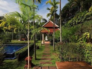 For sale 4 bedrooms villa in Mueang Phuket, Phuket
