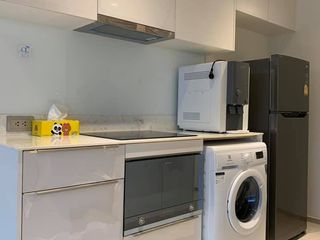 Wohnung zur Miete mit 2 Zimmer in Bang Rak, Bangkok