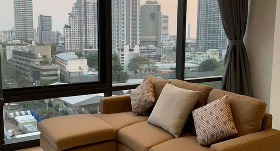 For rent 2 bedrooms condo in Bang Rak, Bangkok