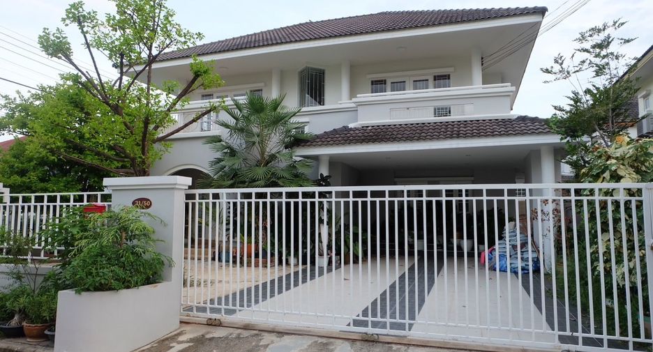 For sale 4 bedrooms house in Thanyaburi, Pathum Thani