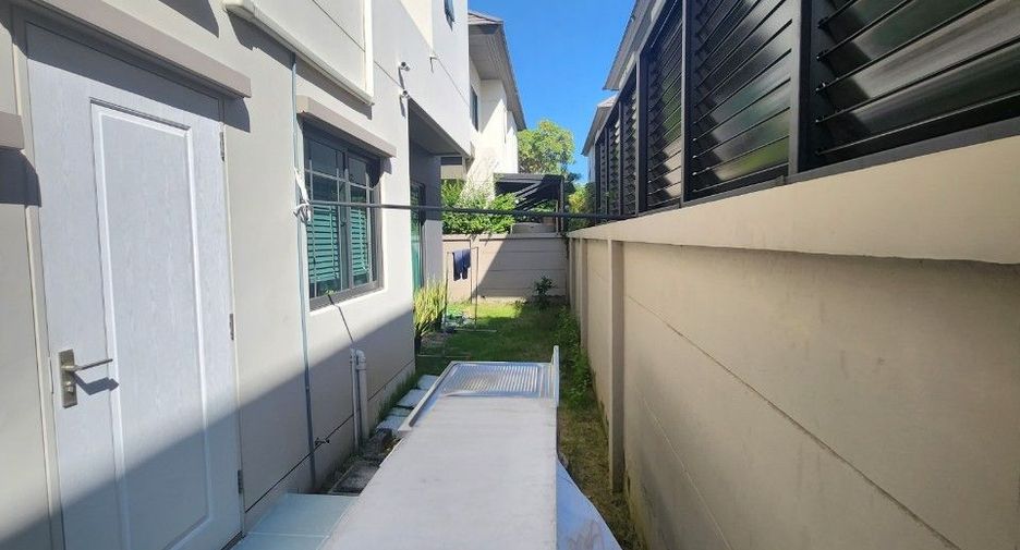 For sale 3 bedrooms house in Pak Kret, Nonthaburi