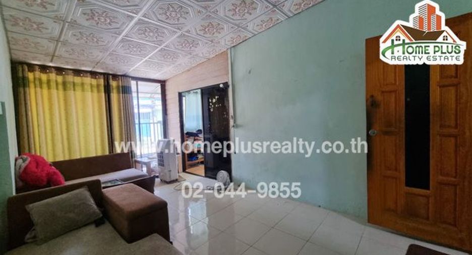 For sale 2 bedrooms townhouse in Lat Lum Kaeo, Pathum Thani