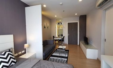 Wohnung zum Kauf mit 1 Zimmer in Khlong San, Bangkok