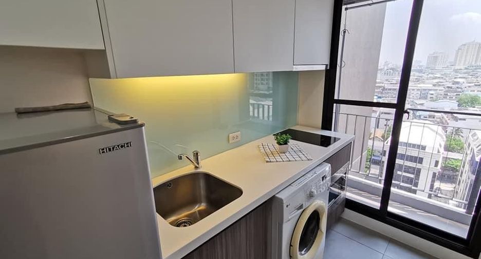 Продажа 1 кровать кондо в Кхлонг Сан, Бангкок