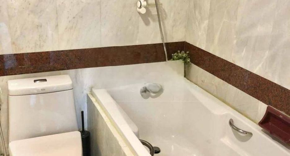 For rent 5 ベッドルーム house in Bang Phli, Samut Prakan
