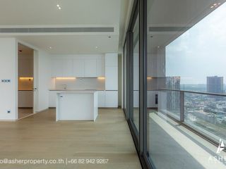 For sale 3 ベッドルーム condo in Khlong Toei, Bangkok