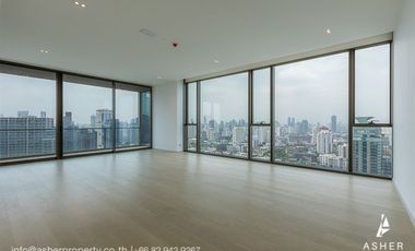 For sale 3 bedrooms condo in Khlong Toei, Bangkok