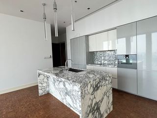 For sale 2 bedrooms condo in Sathon, Bangkok