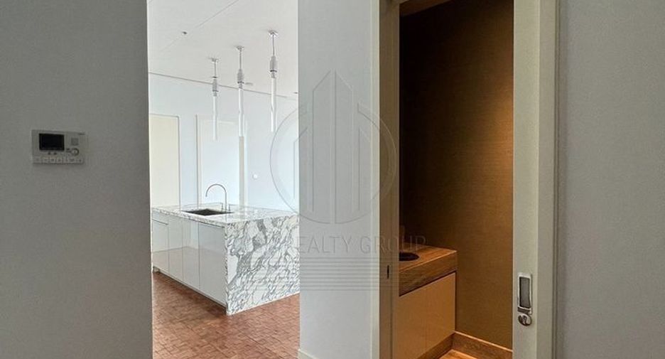 For sale 2 bedrooms condo in Sathon, Bangkok