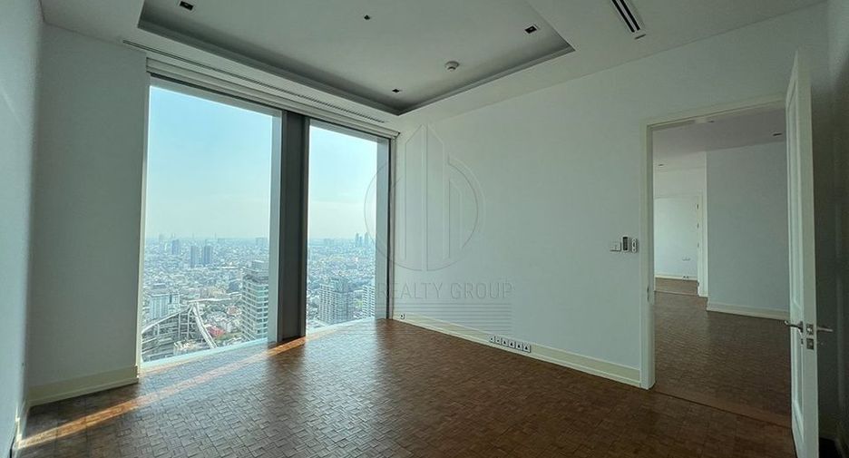 For sale 2 bedrooms condo in Sathon, Bangkok