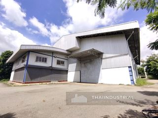 For rent and for sale warehouse in Phanom Sarakham, Chachoengsao