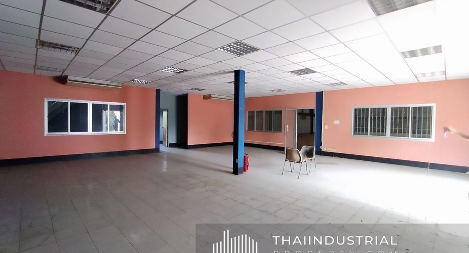 For rent and for sale warehouse in Phanom Sarakham, Chachoengsao