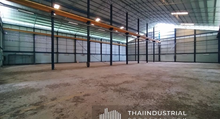For rent and for sale warehouse in Phanom Sarakham, Chachoengsao