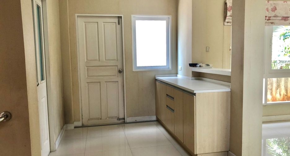 Casa en venta de 3 habitaciones en Sai Mai, Bangkok