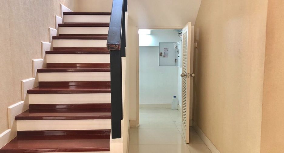 Casa en venta de 3 habitaciones en Sai Mai, Bangkok