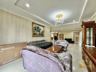 Apartamento en alquiler de 2 habitaciones en Watthana, Bangkok