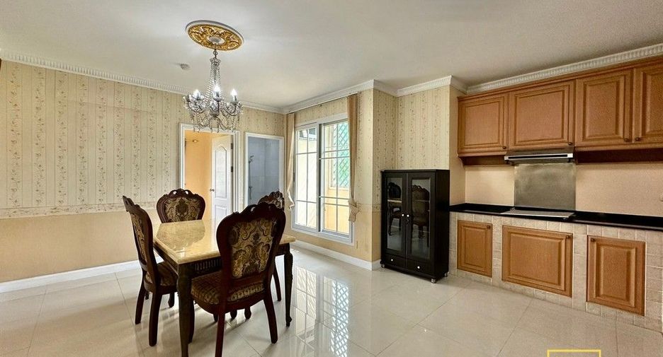 Apartamento en alquiler de 2 habitaciones en Watthana, Bangkok