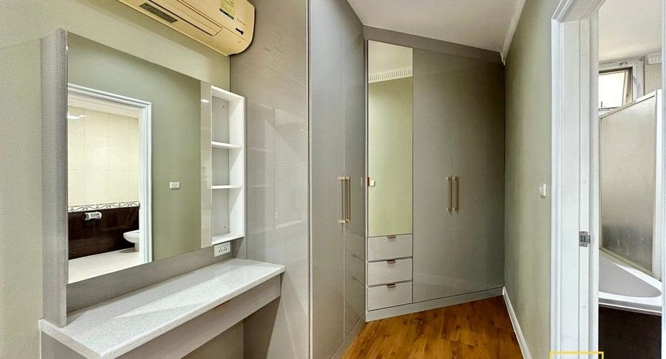 Apartamento en alquiler de 2 habitaciones en Watthana, Bangkok