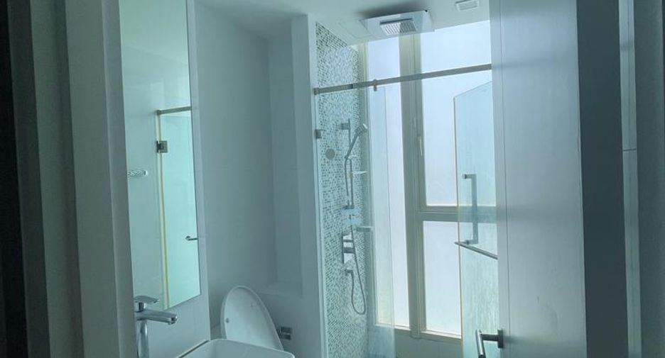 For rent and for sale 2 bedrooms apartment in Ratchathewi, Bangkok